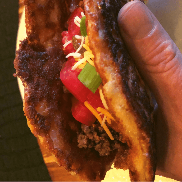 Keto Gordita Castle in the Mountains